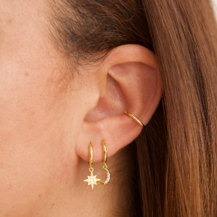 Minimal Ear Cuff In Gold