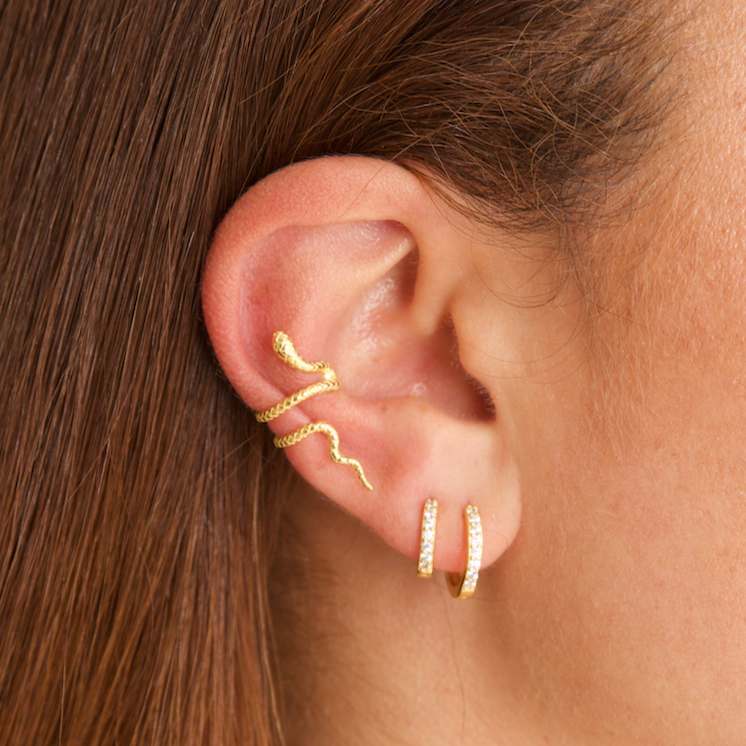 Textured Snake Ear Cuff In Gold